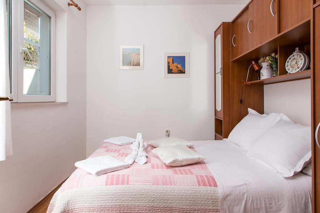 Apartments Captain Дубровник Екстериор снимка