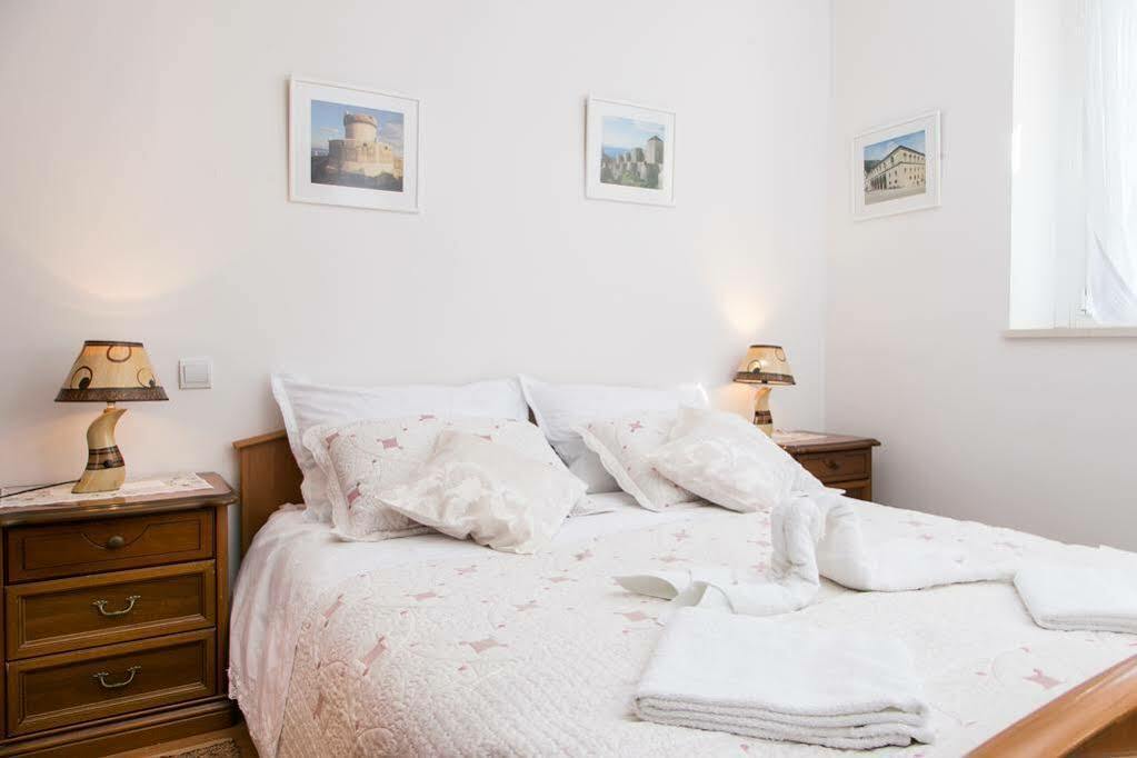 Apartments Captain Дубровник Екстериор снимка